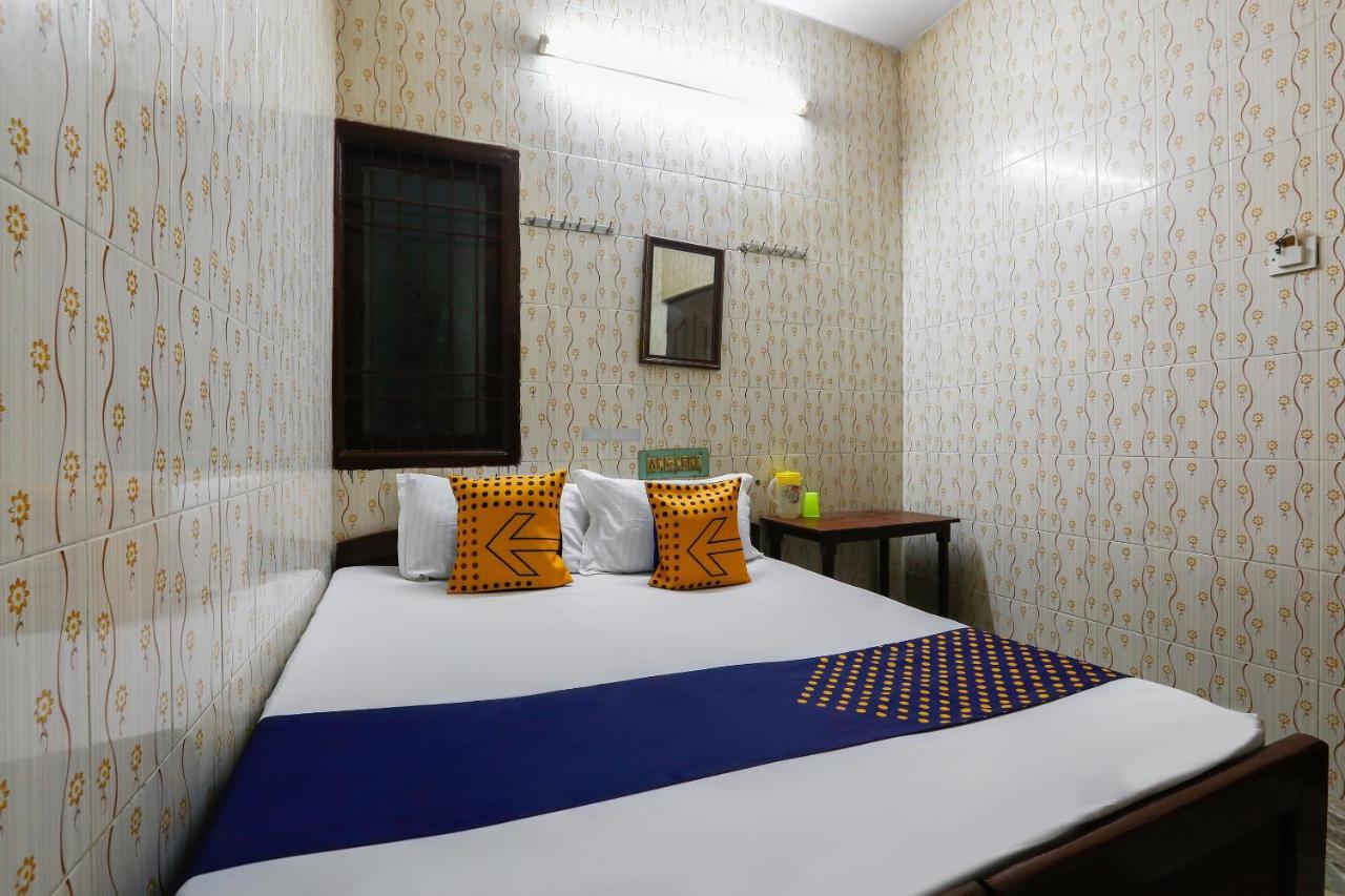 Spot On 49026 Ams Guest House Chennai Exterior photo