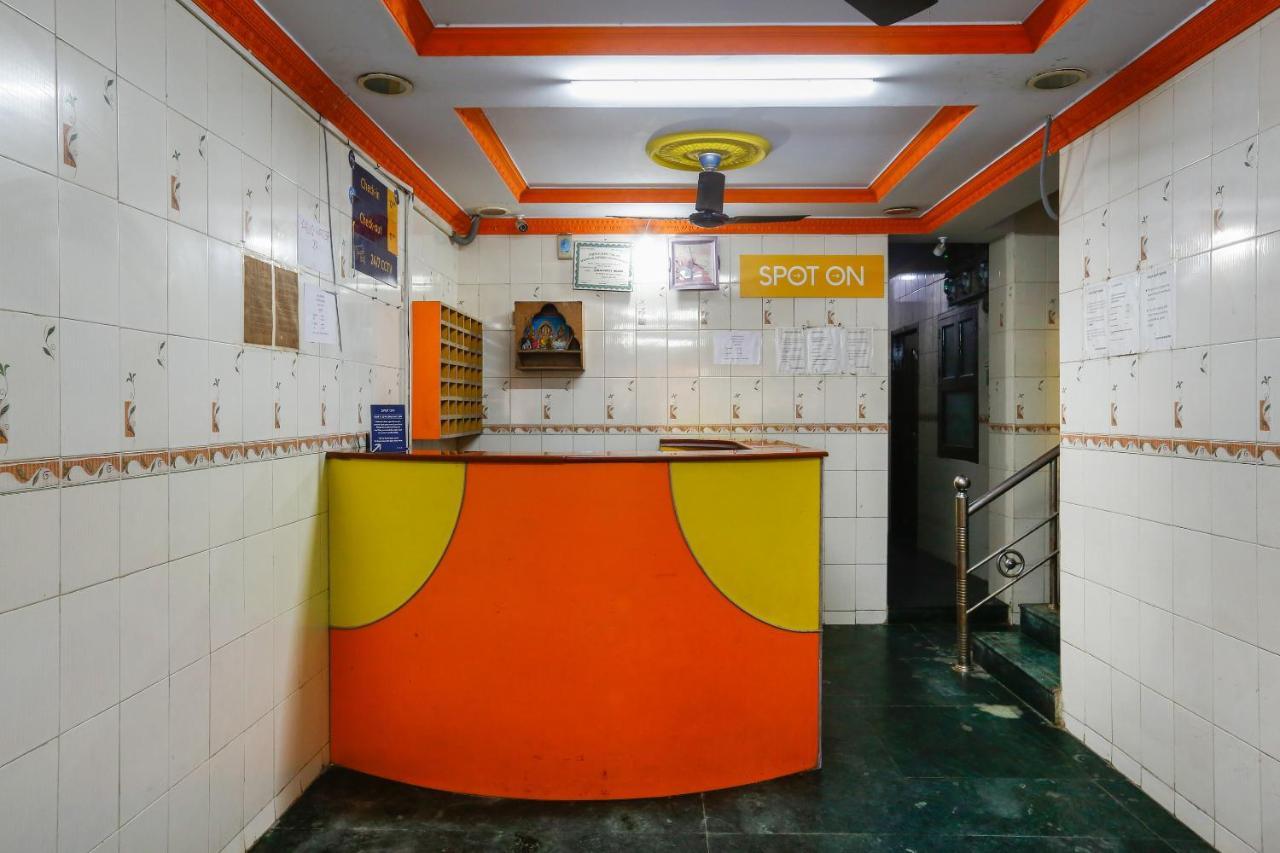 Spot On 49026 Ams Guest House Chennai Exterior photo